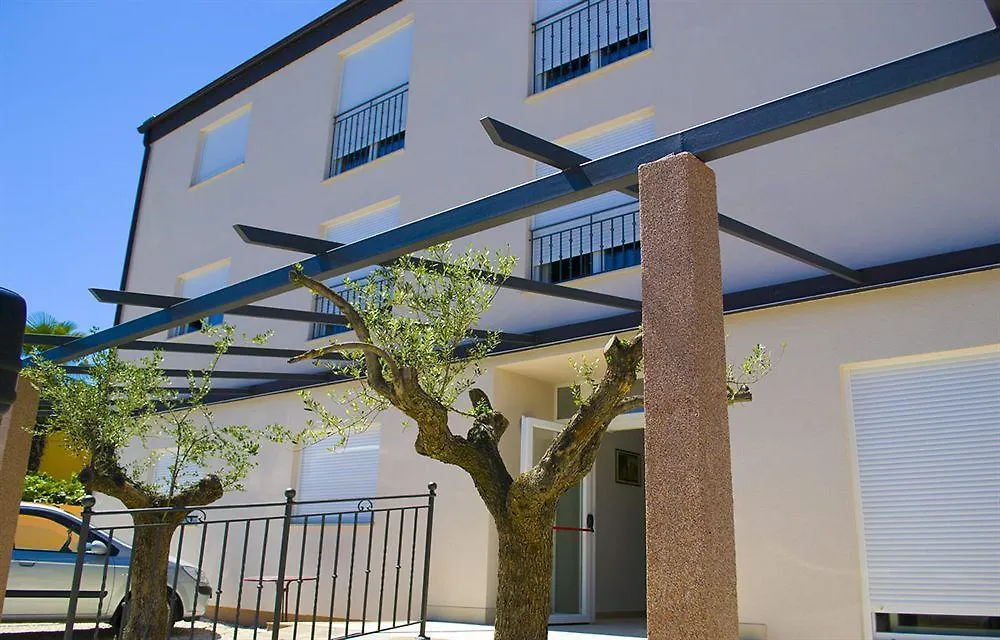 Residence Villa Karda Porec 4*,  Croatia