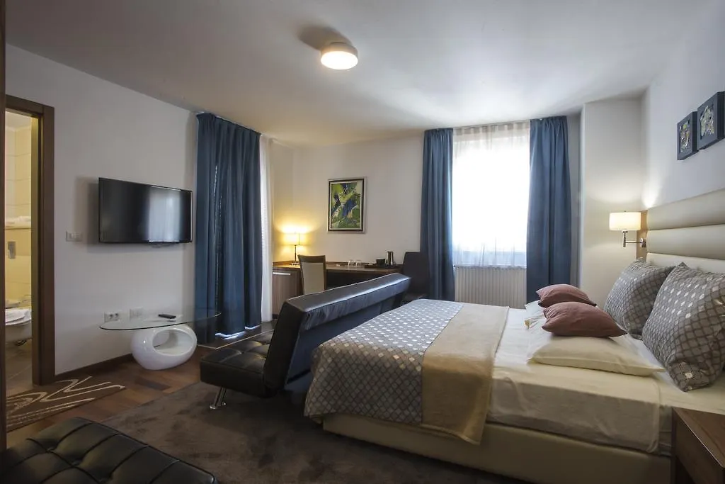 **** Hotel Residence Villa Karda Poreč Croatie